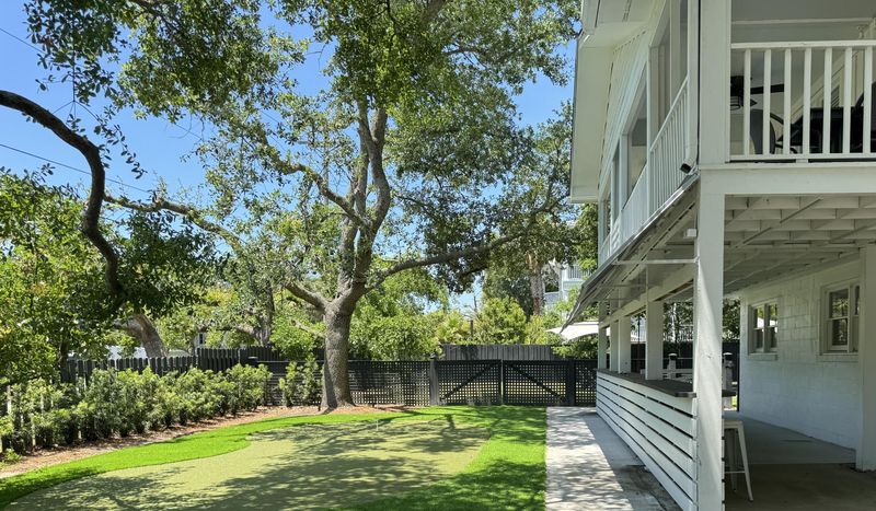 11 44th Ave, Isle Of Palms, SC 29451