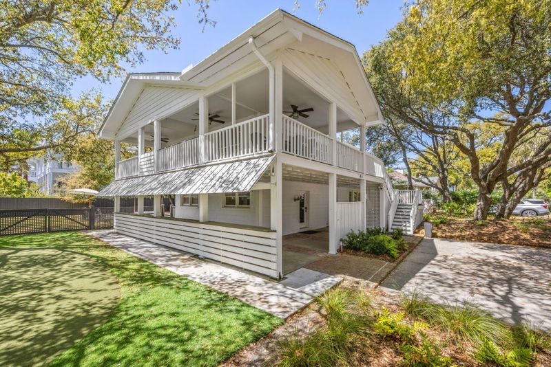 11 44th Ave, Isle Of Palms, SC 29451