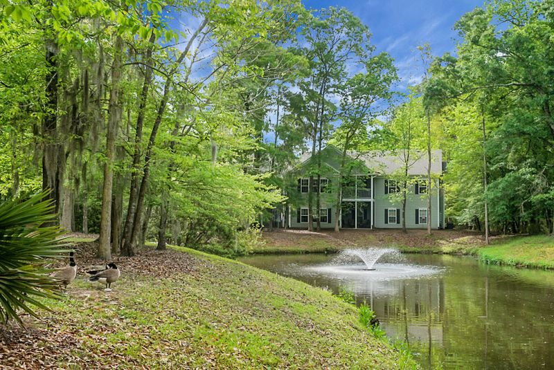 1004 W Marymont Ln, Charleston, SC 29414