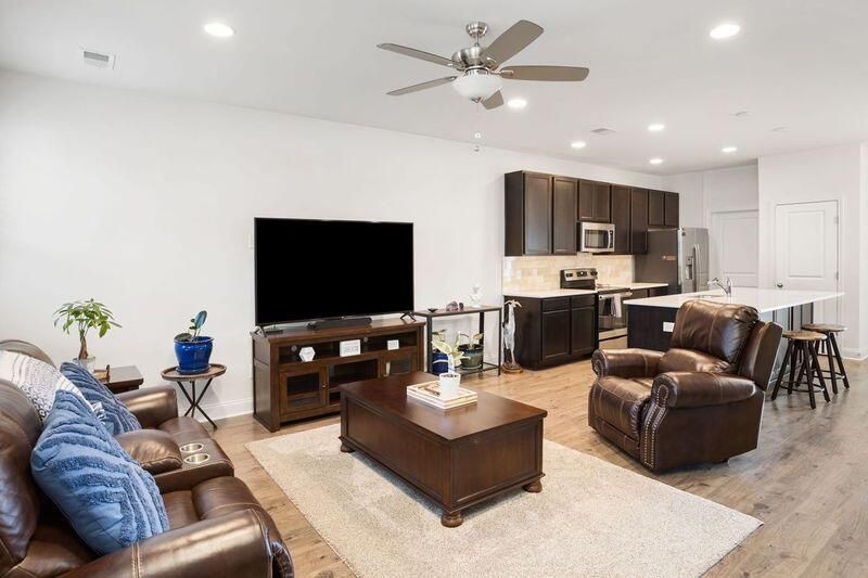 7790 Montview Rd, North Charleston, SC 29418