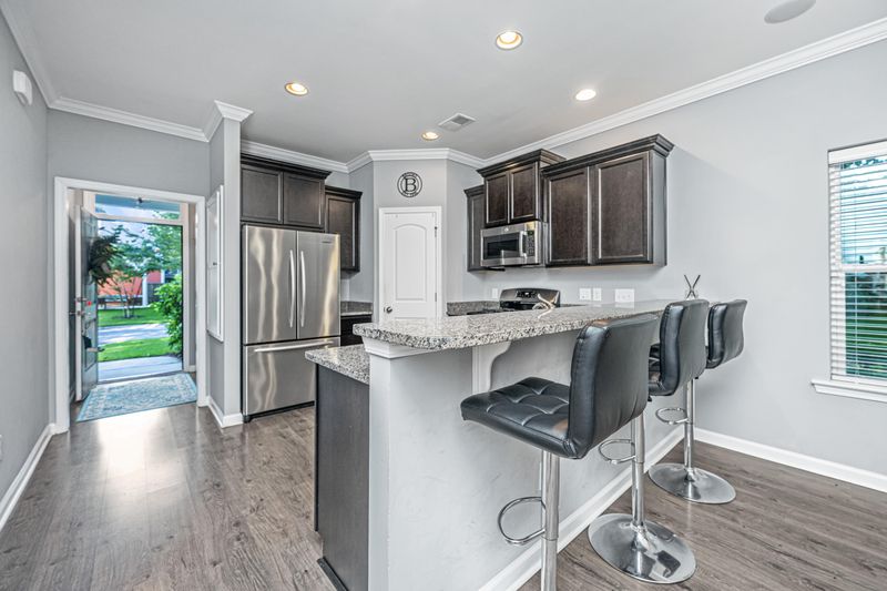 3105 Mulan Ln, Charleston, SC 29414