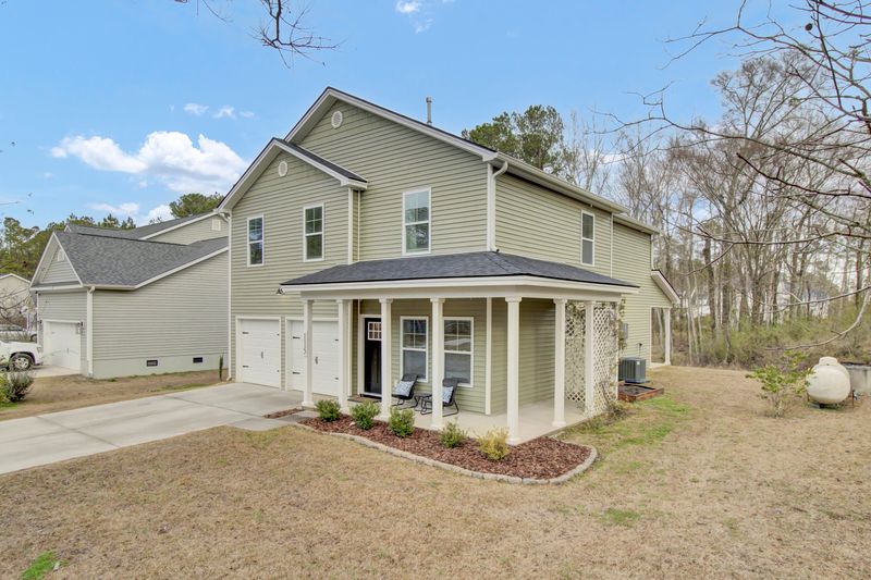 115 Perry Dr, Summerville, SC 29483