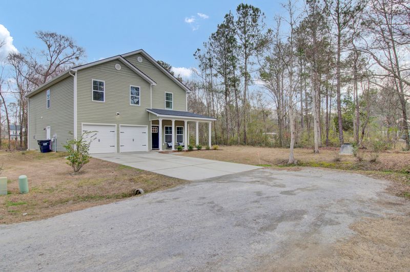 115 Perry Dr, Summerville, SC 29483