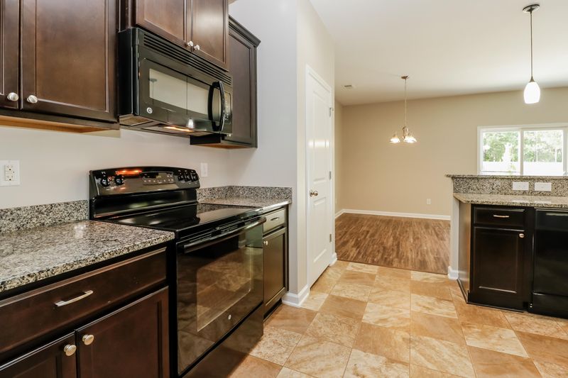 7694 High Maple Cir, Charleston, SC 29418