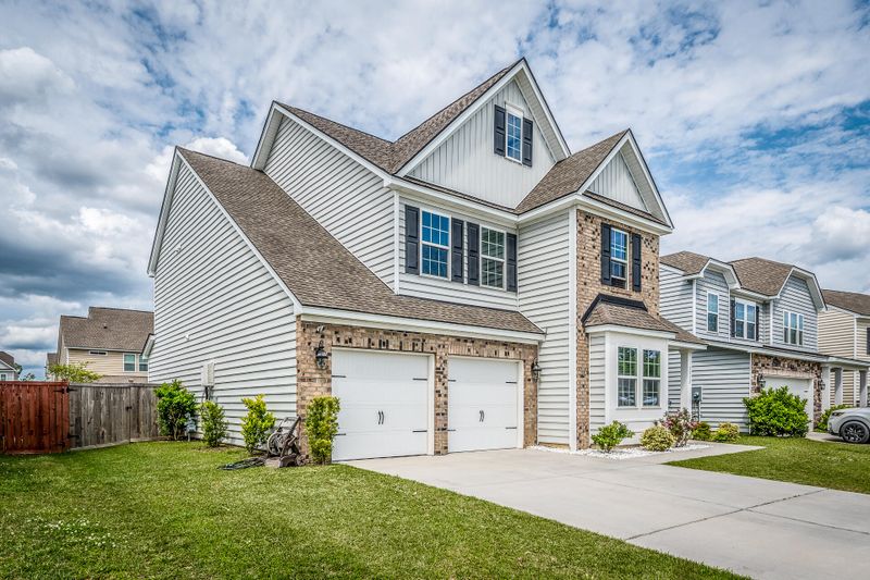 1112 Sapling Dr, Summerville, SC 29485