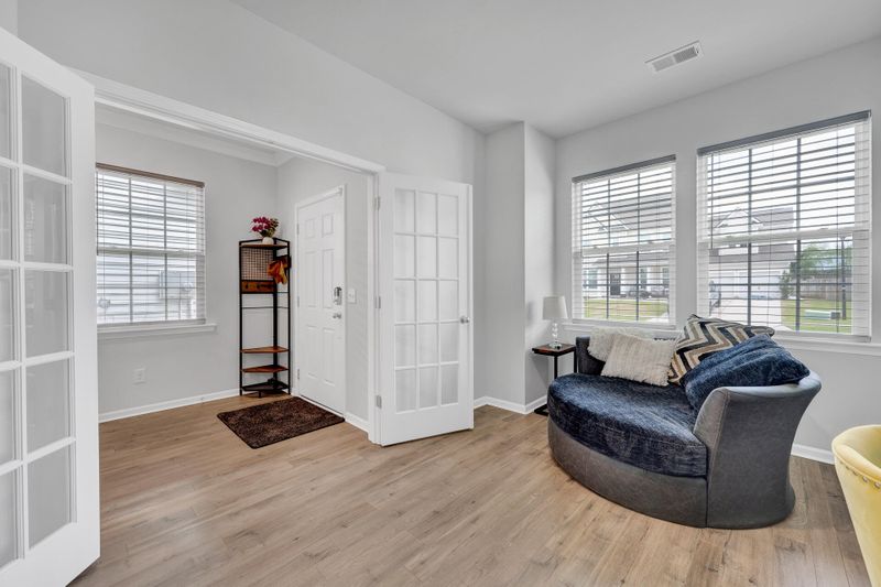 1112 Sapling Dr, Summerville, SC 29485
