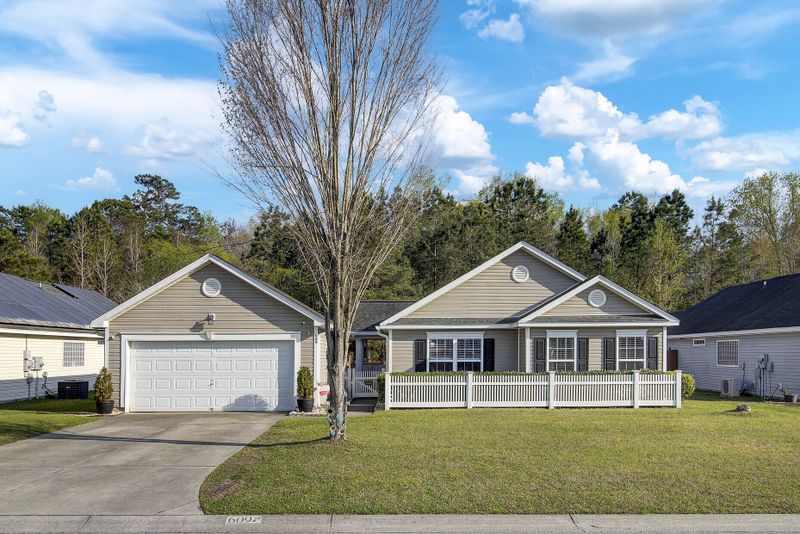 609 Savannah River Dr, Summerville, SC 29485