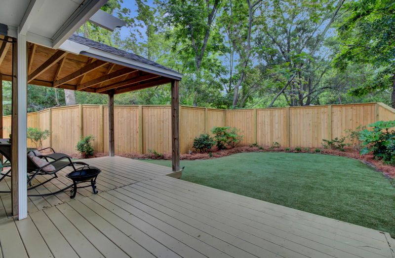 1313 Llewellyn Rd, Mount Pleasant, SC 29464