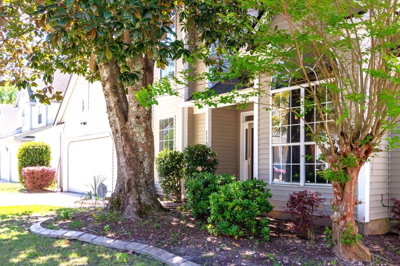 110 Candleberry Cir, Goose Creek, SC 29445
