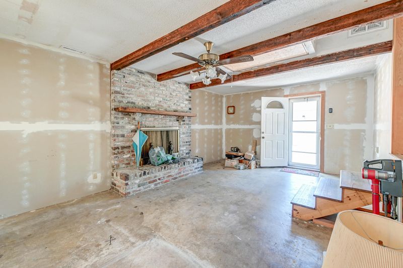 7103 Stall Rd, North Charleston, SC 29406