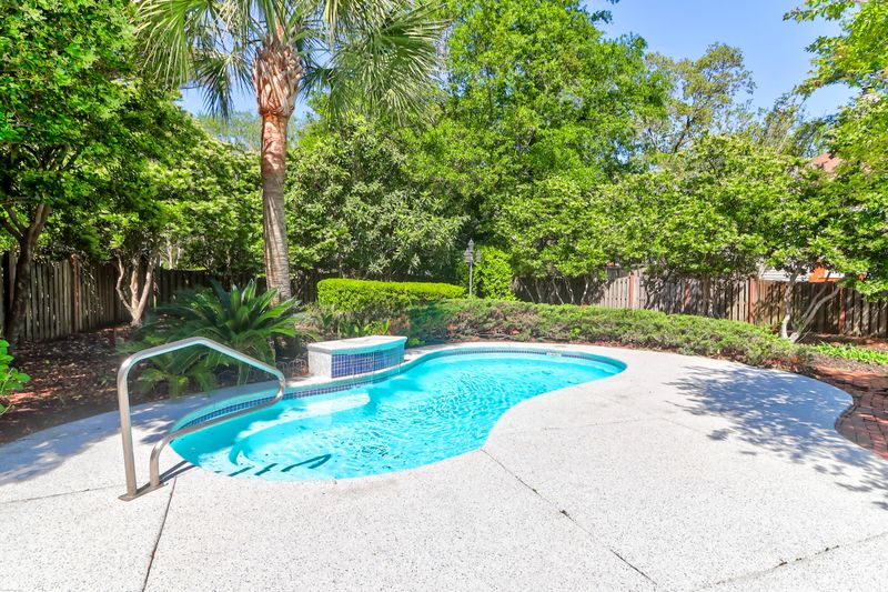1298 Hogans Al, Mount Pleasant, SC 29466