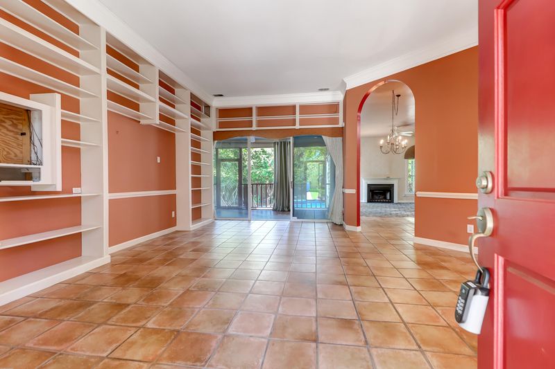 1298 Hogans Al, Mount Pleasant, SC 29466