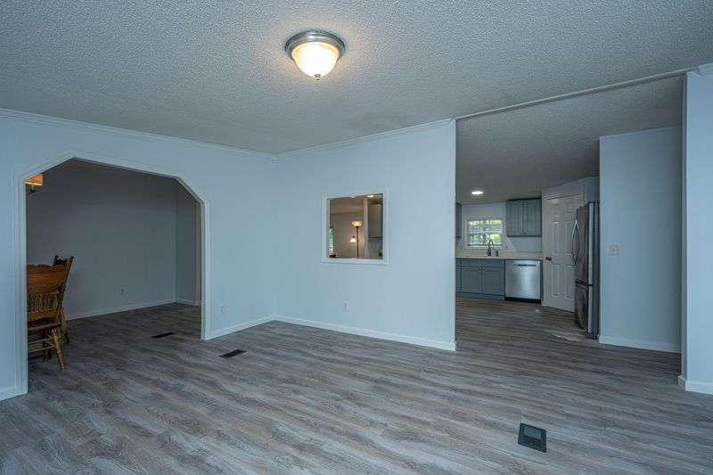 143 George Keen Dr, Summerville, SC 29483