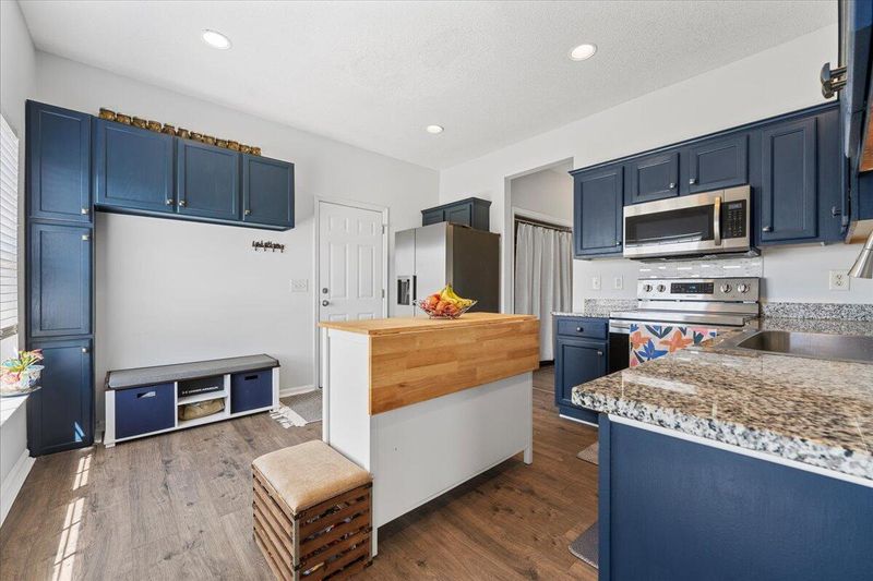102 Cannonsmill Ln, Summerville, SC 29485