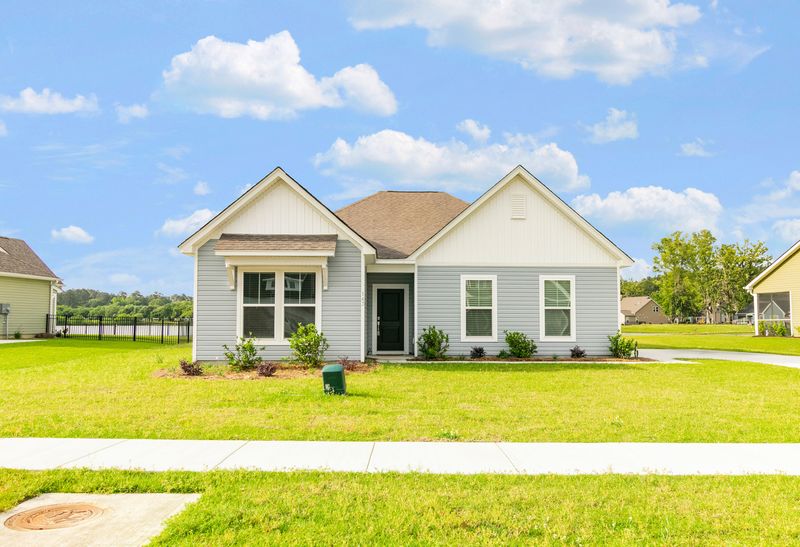 143 Westfield Dr, Ridgeville, SC 29472