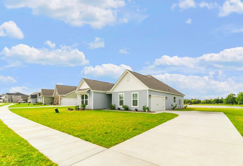143 Westfield Dr, Ridgeville, SC 29472