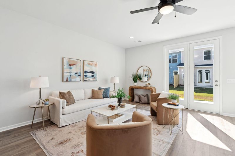 376 Green Fern Dr, Summerville, SC 29483