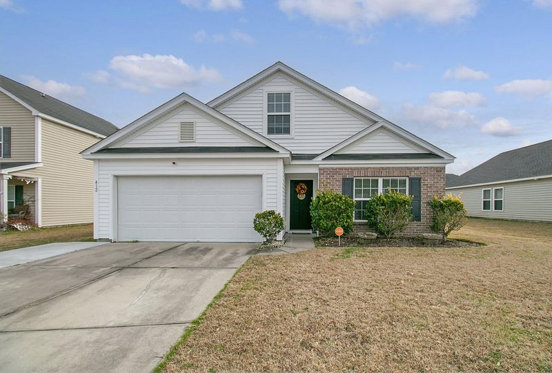 412 Vinicio Dr, Goose Creek, SC 29445