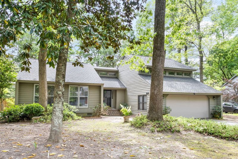 14 Pony Ln, Charleston, SC 29407