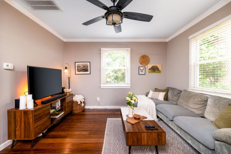 16 Anita Dr, Charleston, SC 29407