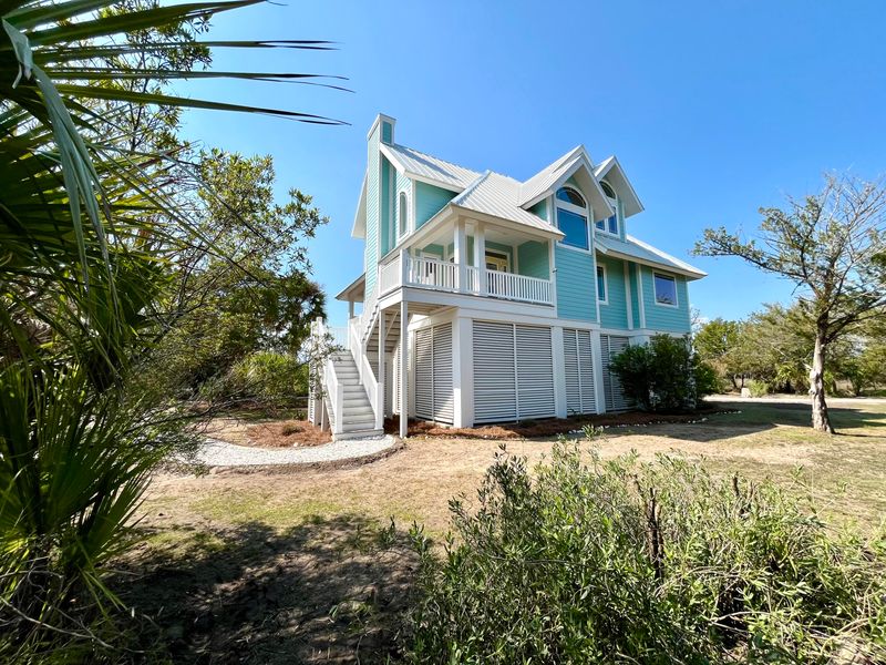 38 Planters Retreat Dr, Edisto Island, SC 29438