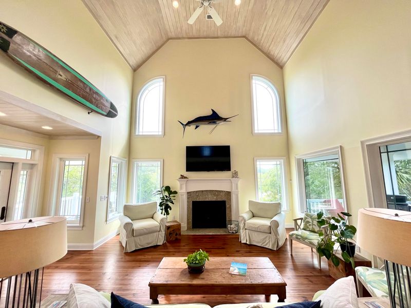 38 Planters Retreat Dr, Edisto Island, SC 29438