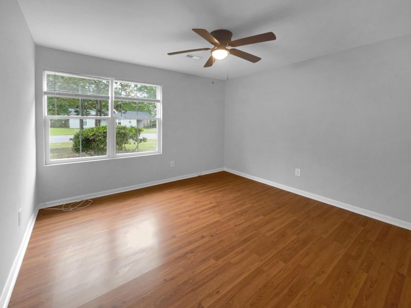 3256 Vinewood, North Charleston, SC 29420