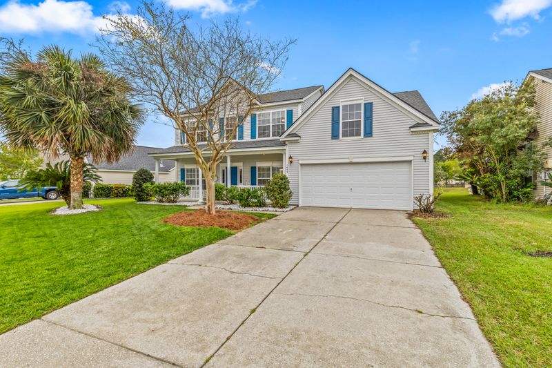 1453 Crossbill Trl, Hanahan, SC 29410