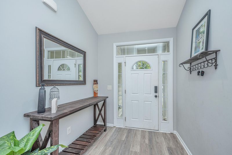 2225 Fawn, North Charleston, SC 29406