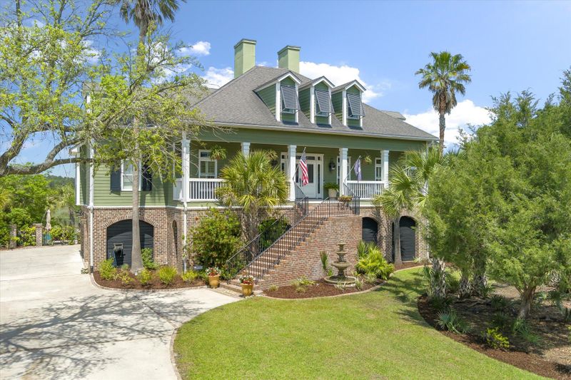 2268 Hartfords Bluff Cir, Mount Pleasant, SC 29466