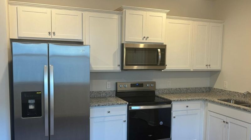 3049 Dalmore Dr, Ravenel, SC 29470