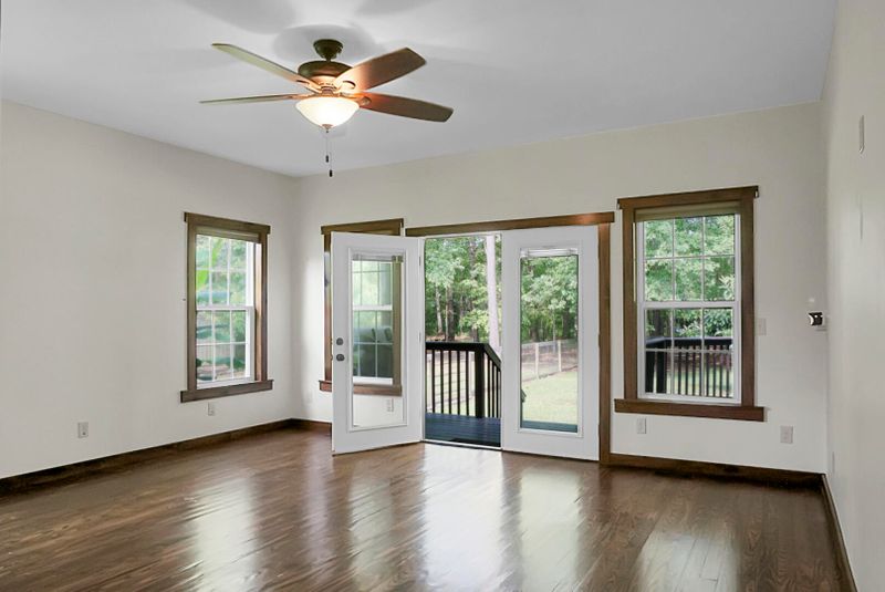 325 Broadleaf Dr, Summerville, SC 29486