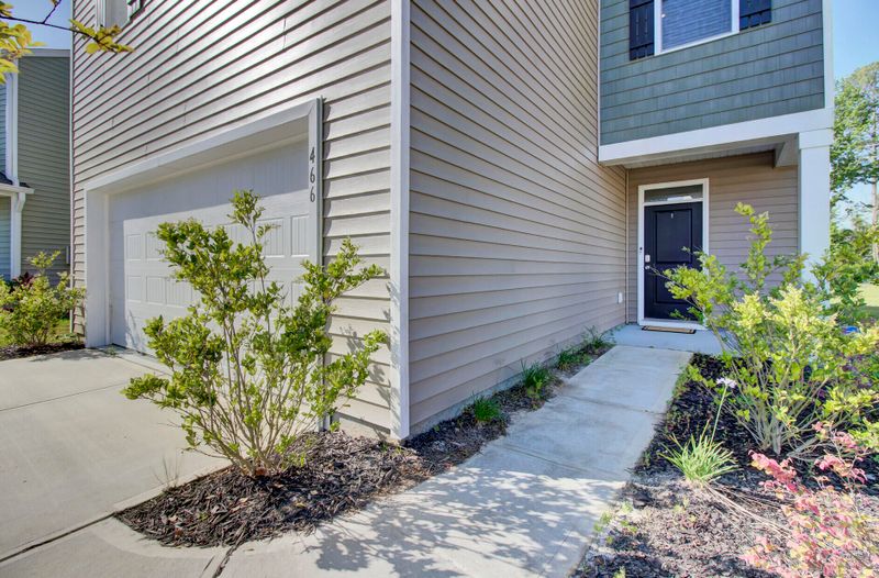 466 Cedarview Rd, Summerville, SC 29486