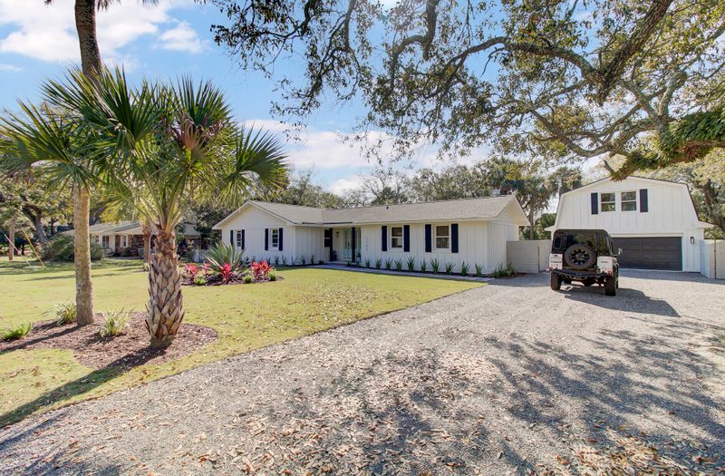 1702 Dunes Blvd, Isle Of Palms, SC 29451
