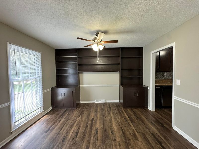 2880 Ashley River Rd, Charleston, SC 29414