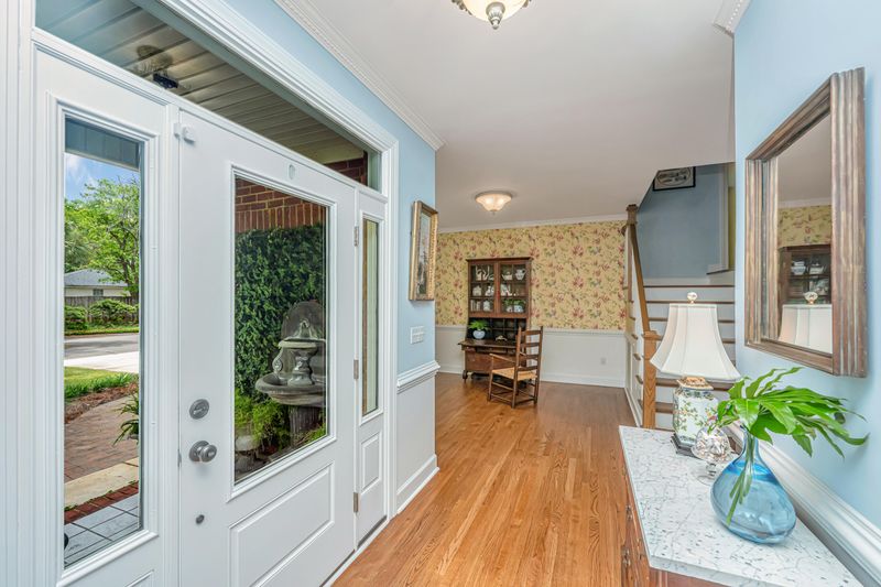 1399 Southlake Dr, Mount Pleasant, SC 29464