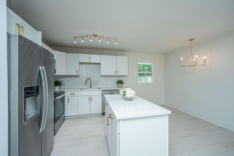 1471 Woodview Ln, Charleston, SC 29412