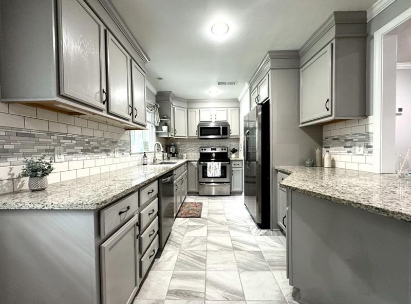 345 Cross St, Charleston, SC 29407