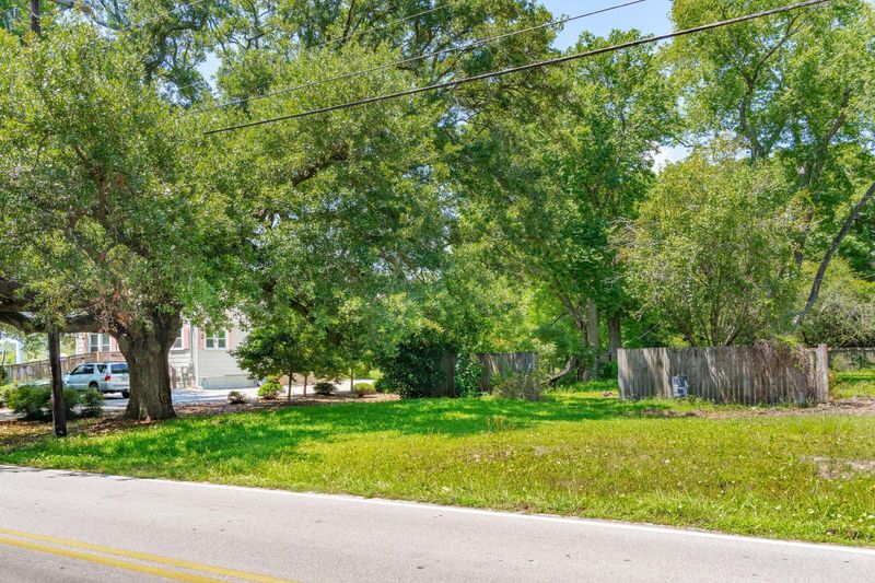 1616 Bur Clare Dr, Charleston, SC 29412