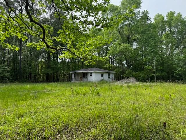 3374 Sc 402, Cordesville, SC 29434