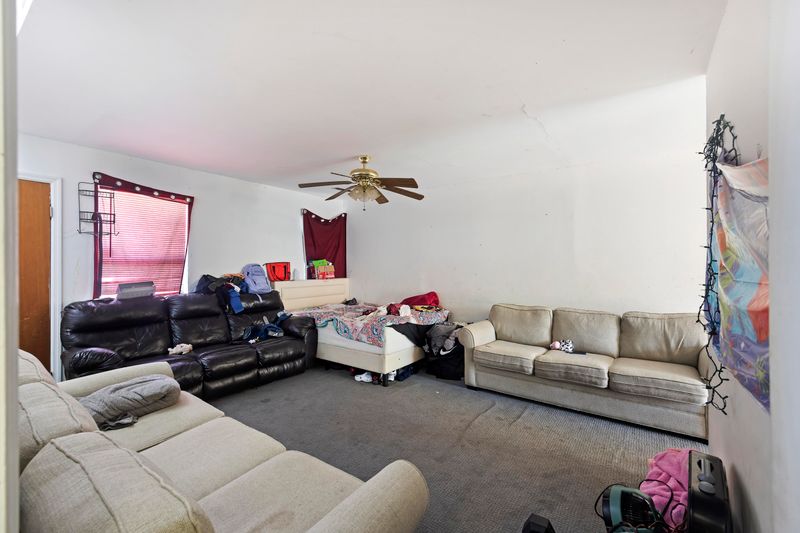 205 Pine Shadow Dr, Goose Creek, SC 29445