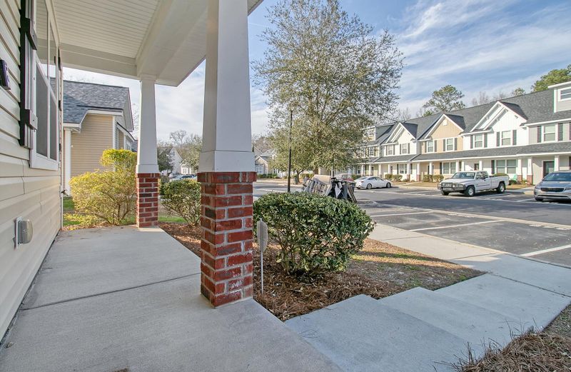 348 Flyway Rd, Goose Creek, SC 29445