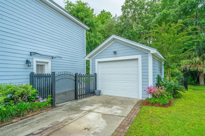 2853 Caitlins Way, Mount Pleasant, SC 29466