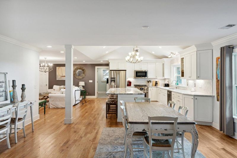 1534 Battery Island Dr, Charleston, SC 29412