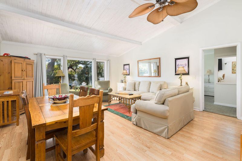 14 Lagoon Villa, Isle Of Palms, SC 29451