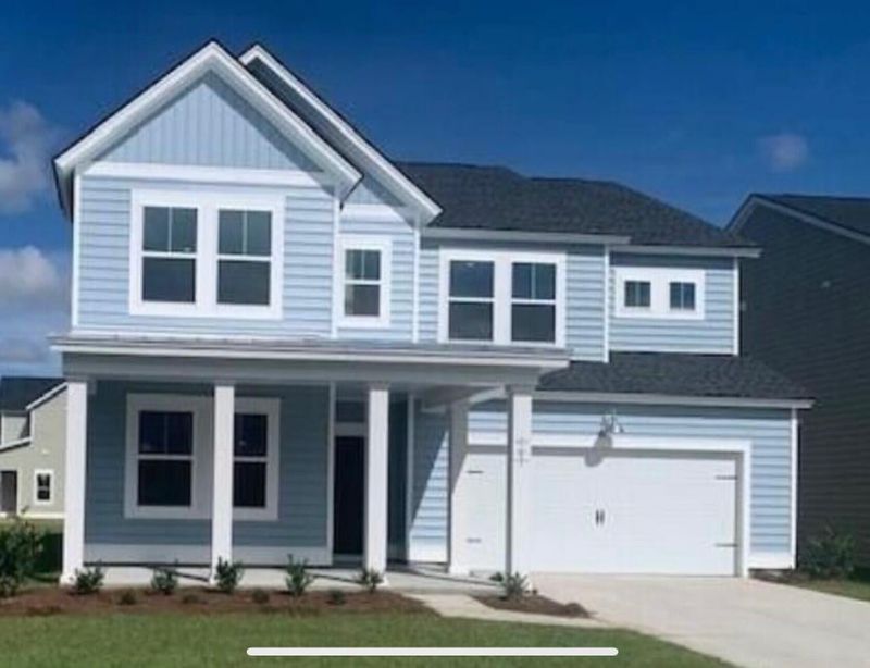 65 Red Bluff St, Summerville, SC 29483
