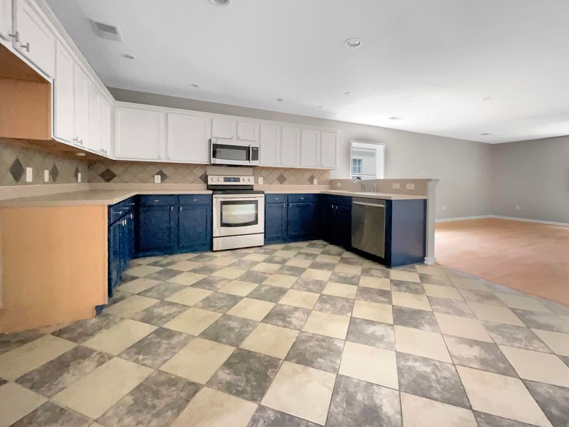 105 Venice St, Summerville, SC 29483