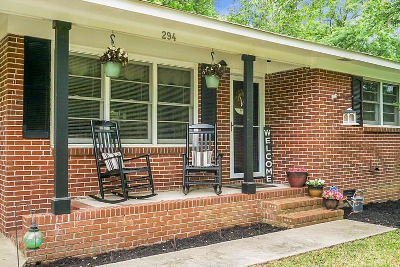 294 Oxford Rd, Ladson, SC 29456
