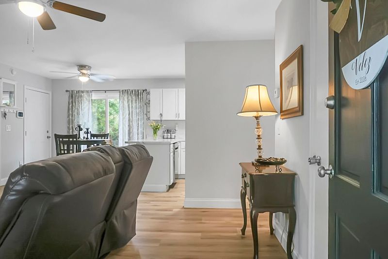 294 Oxford Rd, Ladson, SC 29456