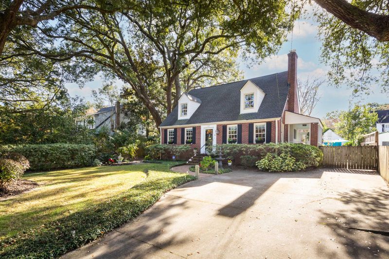 2127 Fort Pemberton Dr, Charleston, SC 29412